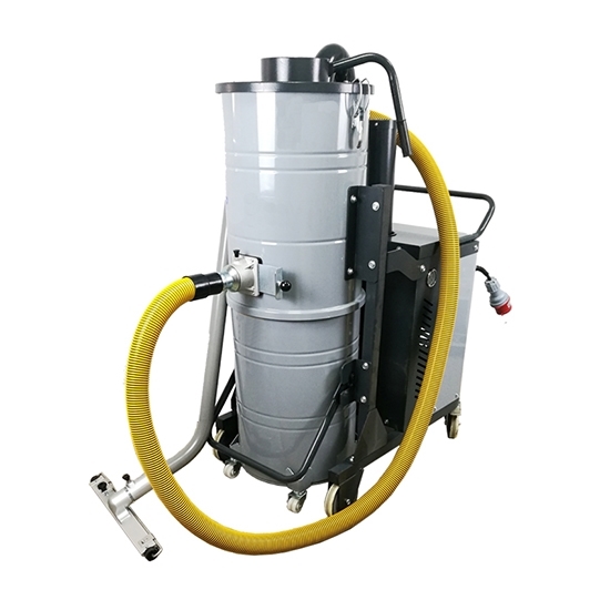 Heavy Duty Industrial Vacuum Cleaner, High Power